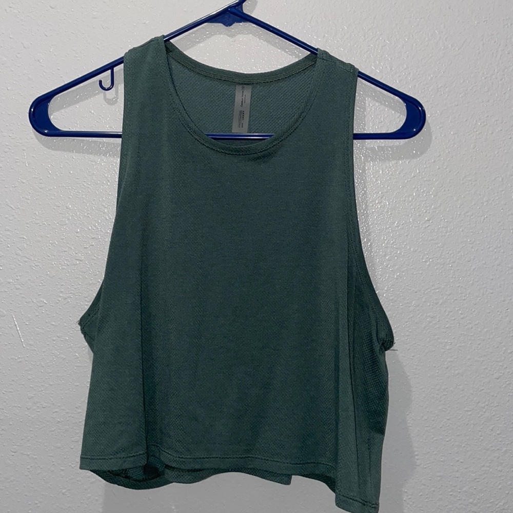 Outdoor voices cropped tank